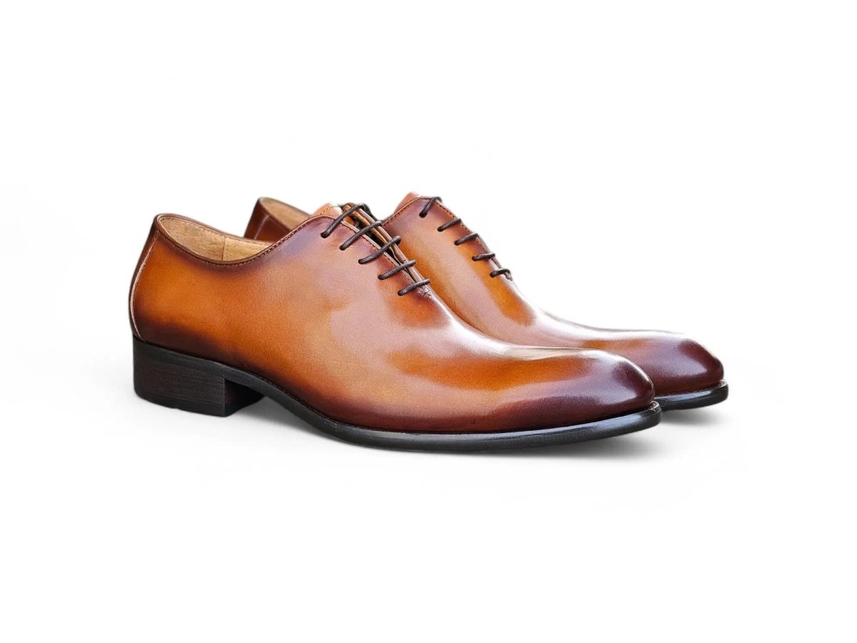 Calfskin Whole Cut Lace Up Oxford Leather Ks505 - 12 Shoes by Carrucci Shoes – Don't Panic Shoes