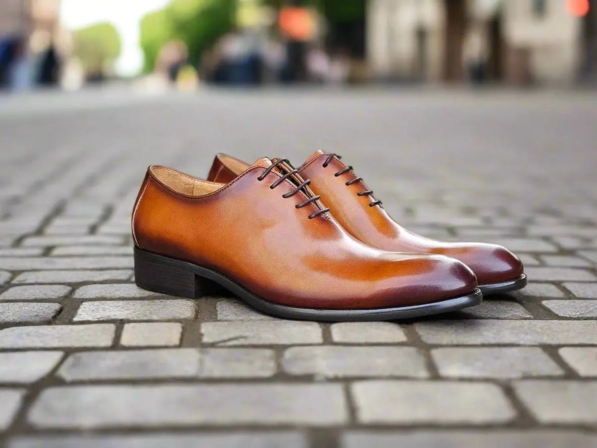 Calfskin Whole Cut Lace Up Oxford Leather Ks505 - 12 Shoes by Carrucci Shoes – Don't Panic Shoes