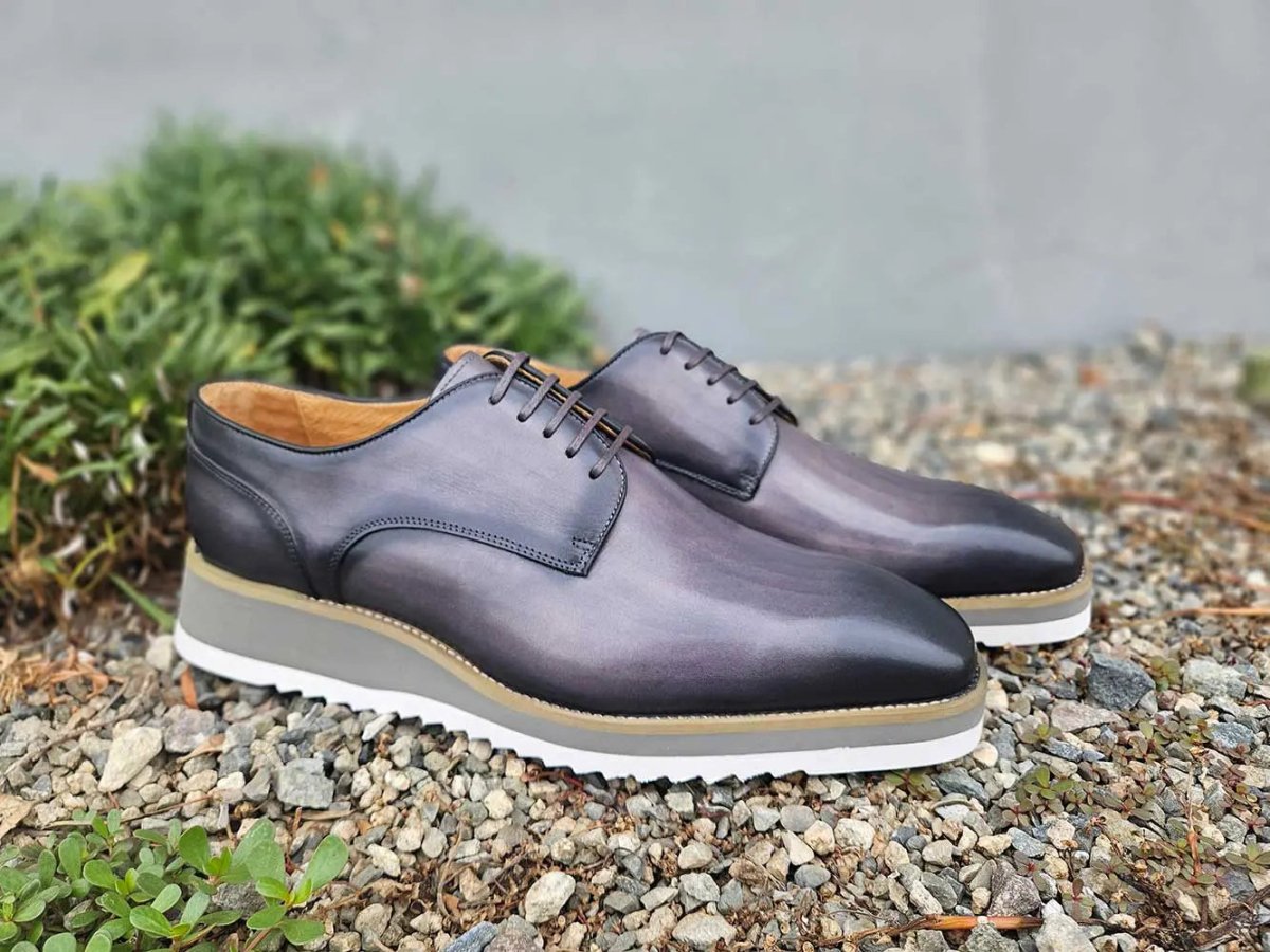 Carrucci Burnished Lace Up Leather Derby Men's Leather Ks515 - 26 Shoes by Carrucci Shoes – Don't Panic Shoes