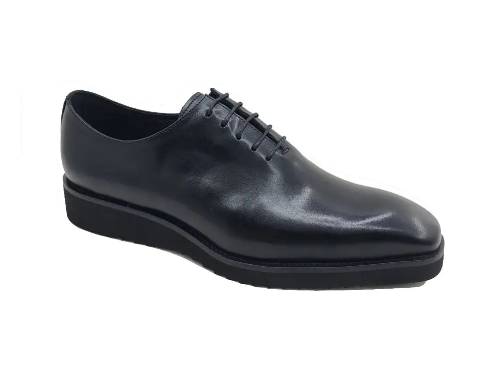 Carrucci Signature Wholecut Oxford With Lightweight Sole Ks518 - 01 Shoes by Carrucci Shoes – Don't Panic Shoes