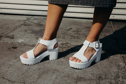 Corby Platform Sandal Adjustable Ankle Buckle Cushioned Insole White Summer Ready Casual Comfort Sandals by J.Adams – Don't Panic Shoes