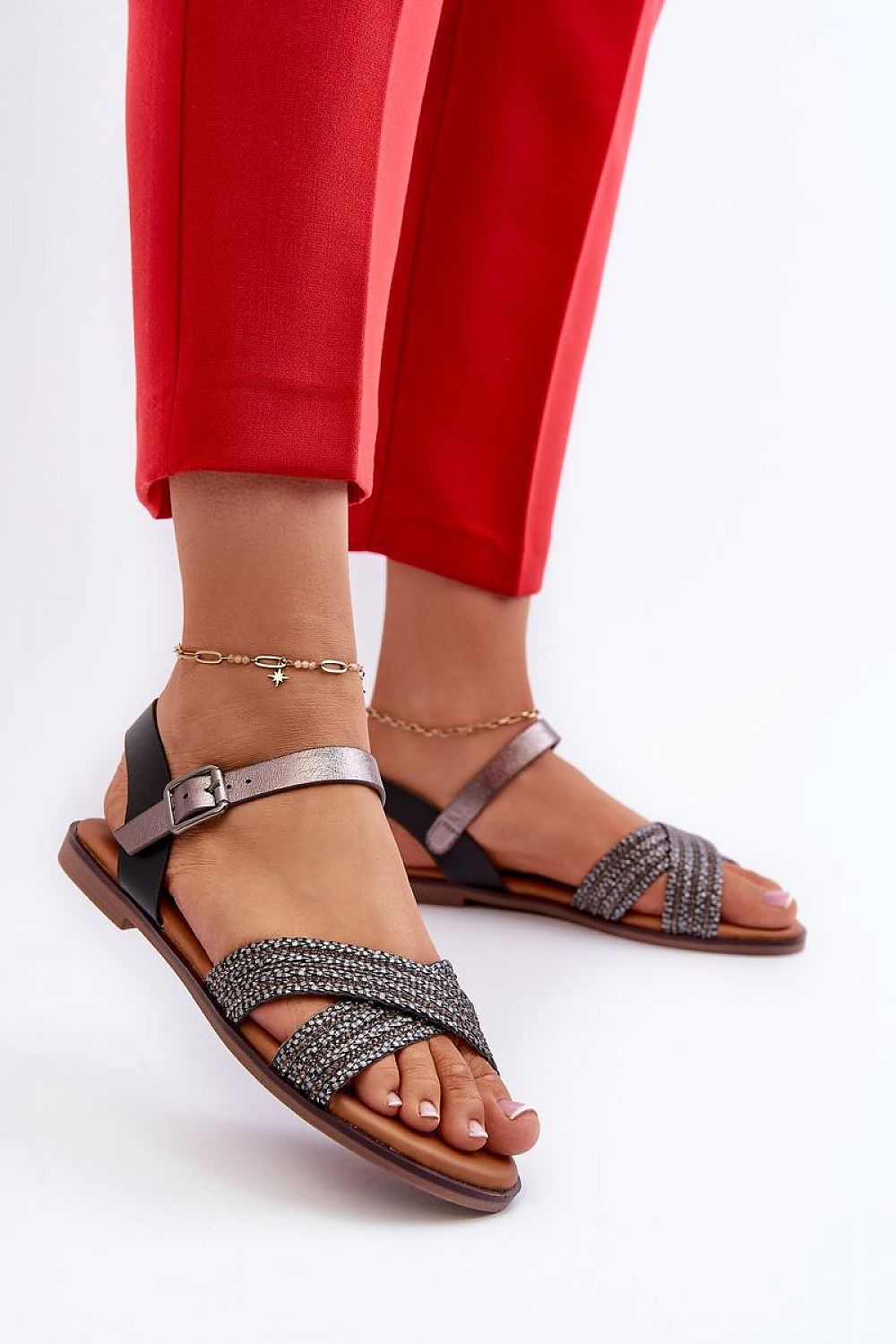 Serelvia Minimal Strap Sandals