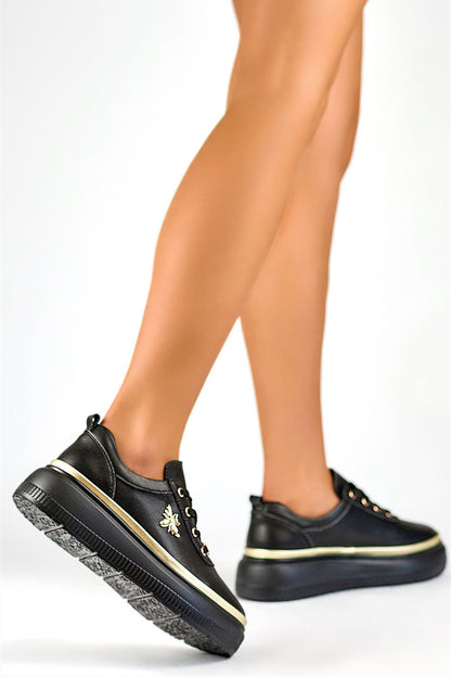 Valmerra Classic Platform Sneakers