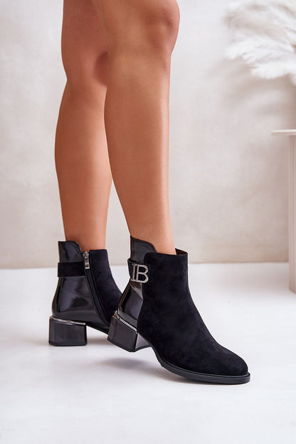 Seronda Heeled Belted Boots