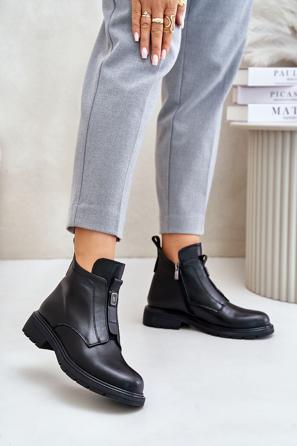 Orlavia Flat Leather Winter Boots