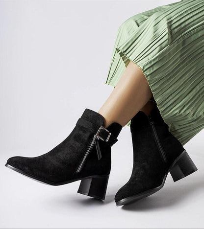 Esmyra low-heel ankle boots