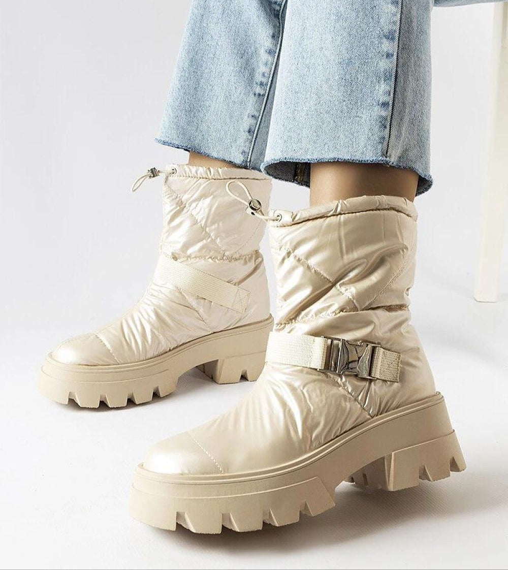 BootsValmira patent winter snow boots