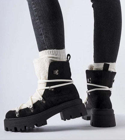 Perivana Lace-Up Winter Baggers