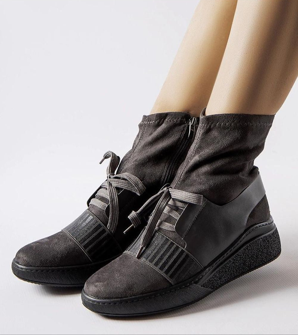 Calvera Grey Knit Platform Boots