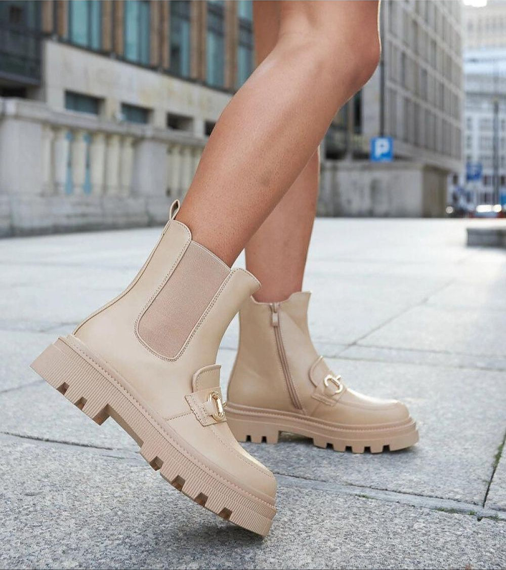 Bellantra High-Heel Zip Boots
