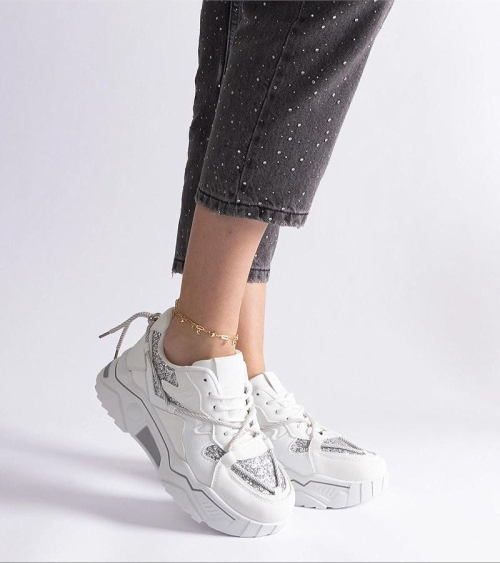 Nimvara Shimmer Detail Black Sneakers