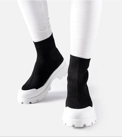 Velvone Slip-On Platform Sneakers