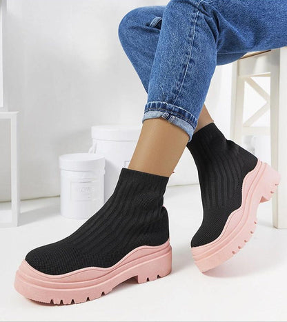 Velaria Black & Pink Slip-On Sneakers