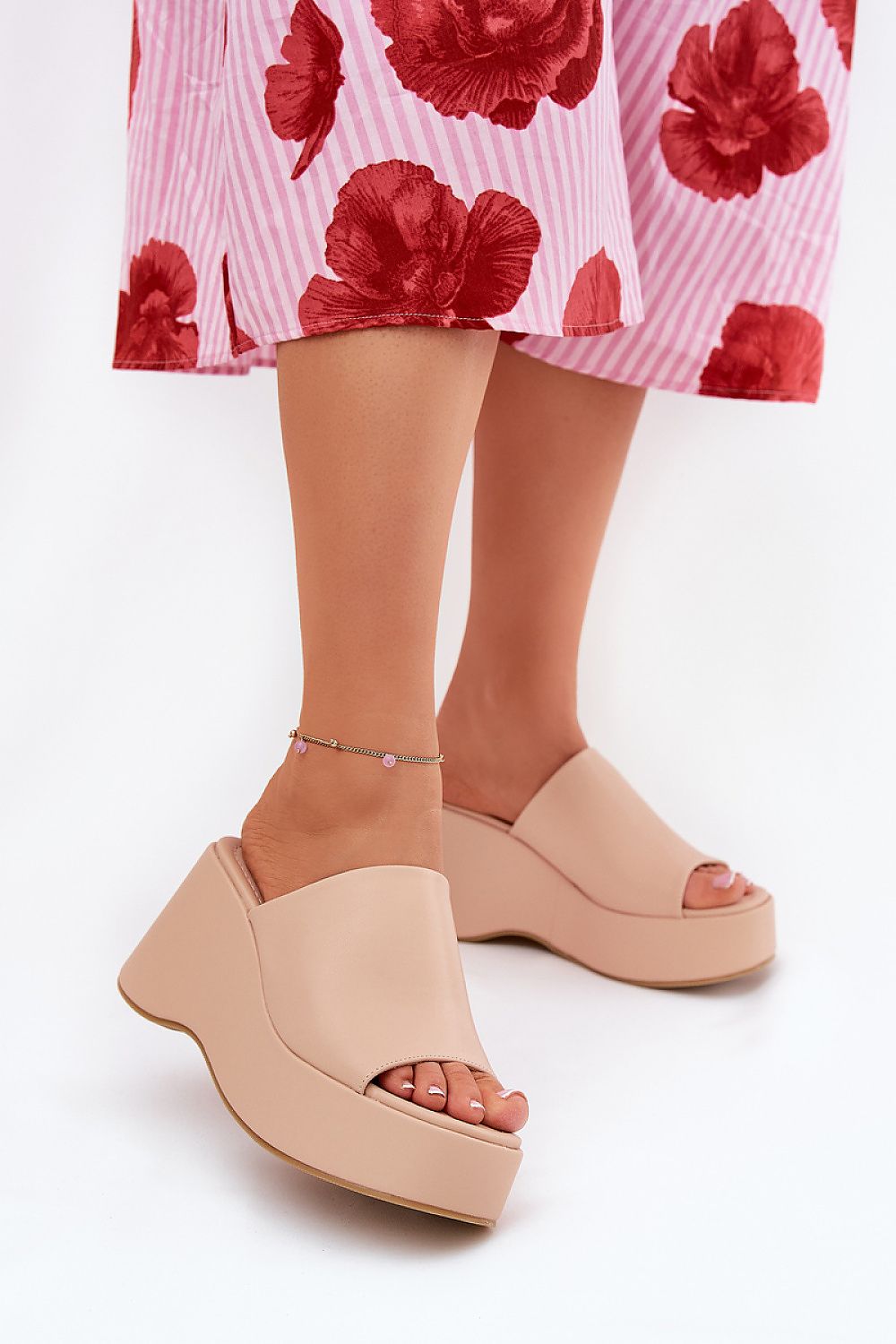 Selentia Faux Leather Wedge Sandals