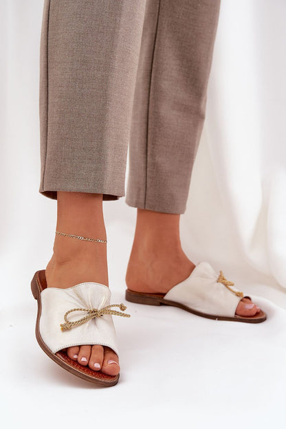 Veletta Soft Bow Sandals
