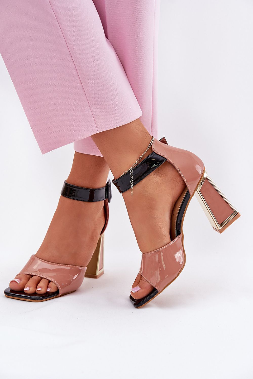 Ariselma Elegant Column Heel Sandals