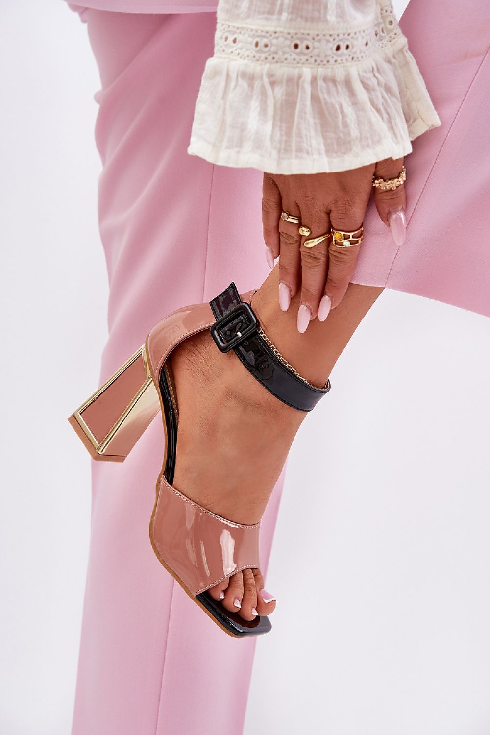 Ariselma Elegant Column Heel Sandals