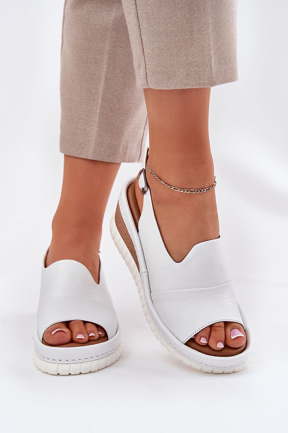 Nirellia Classic Wedge Leather Sandals