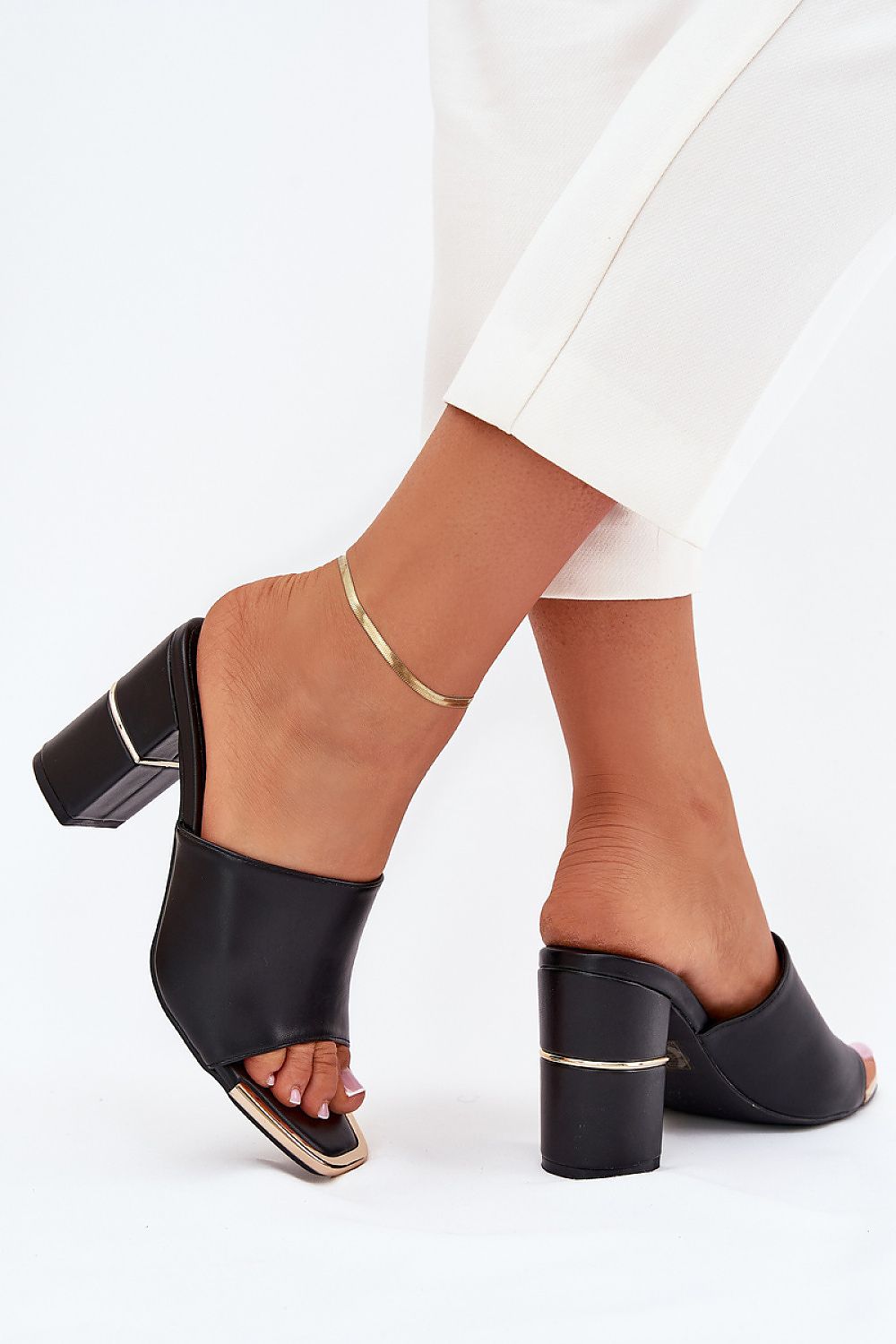 Calviana High-Heel Slides