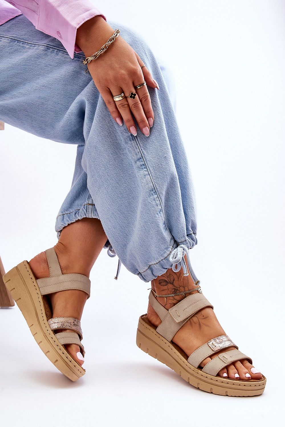 Sivetta Cushioned Platform Sandals