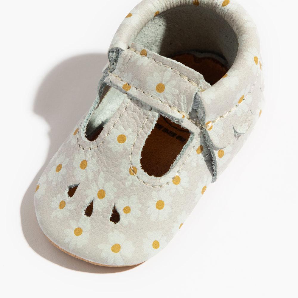 Daisy Fields Mary Jane Baby Shoe Mary Jane by Freshly Picked – Don't Panic Shoes
