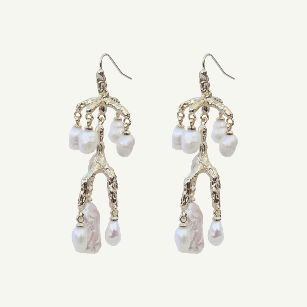 Delia Pearl Earrings Medium Earrings by Rahya Jewelry Design – Don't Panic Shoes