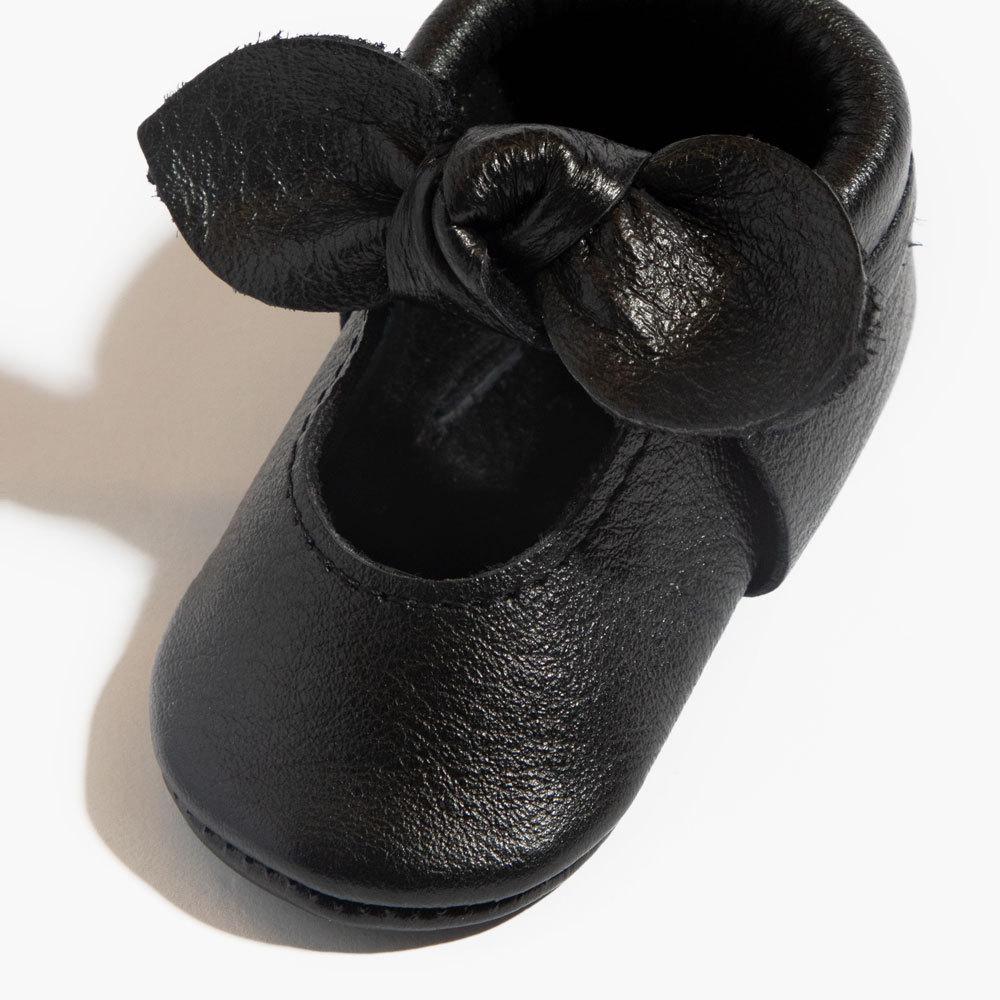 Ebony Knotted Bow Baby Shoe Knotted Bow Mocc by Freshly Picked – Don't Panic Shoes