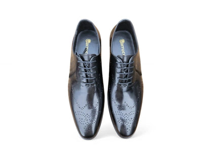 Elegant Classic Whole Cut Oxford Medallions Ks886 - 731 Shoes by Carrucci Shoes – Don't Panic Shoes