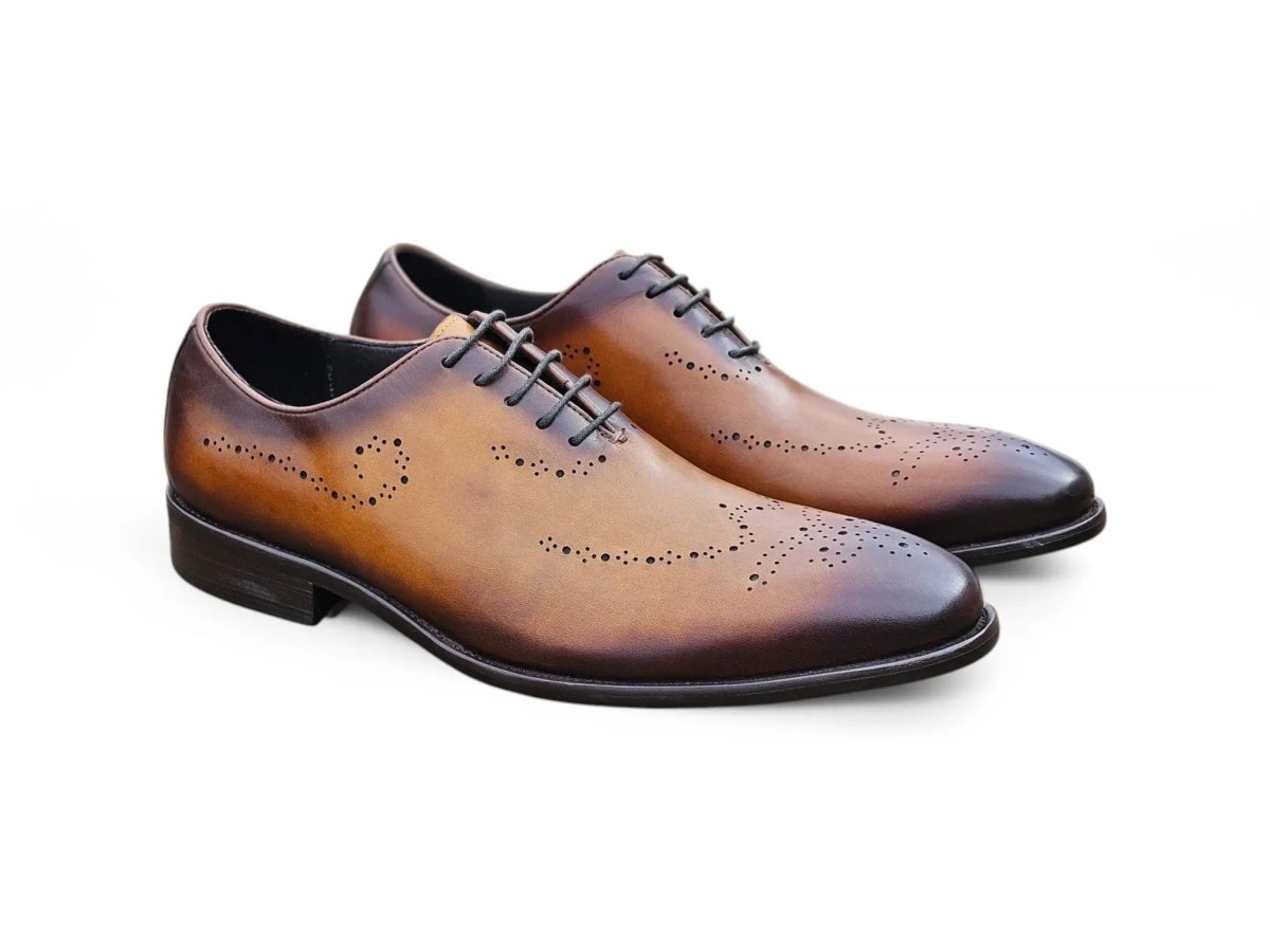 Elegant Classic Whole Cut Oxford Medallions Ks886 - 731 Shoes by Carrucci Shoes – Don't Panic Shoes
