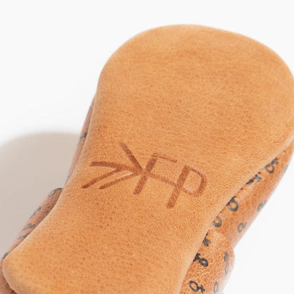 Female Symbol Mary Jane Baby Shoe Mary Jane by Freshly Picked – Don't Panic Shoes