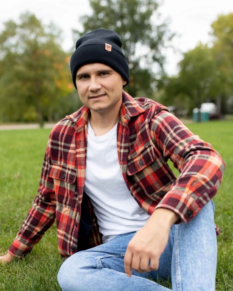 Haakwear Classic Cuffed Knit Beanie Midnight Black Beanie by Haakwear Usa – Don't Panic Shoes