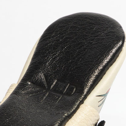 I Heart Mom Moccasin Baby Shoe Moccasin by Freshly Picked – Don't Panic Shoes