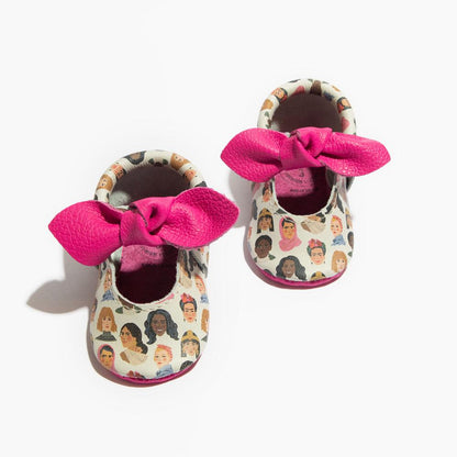 Iconic Women Knotted Bow Baby Shoe Knotted Bow Mocc by Freshly Picked – Don't Panic Shoes