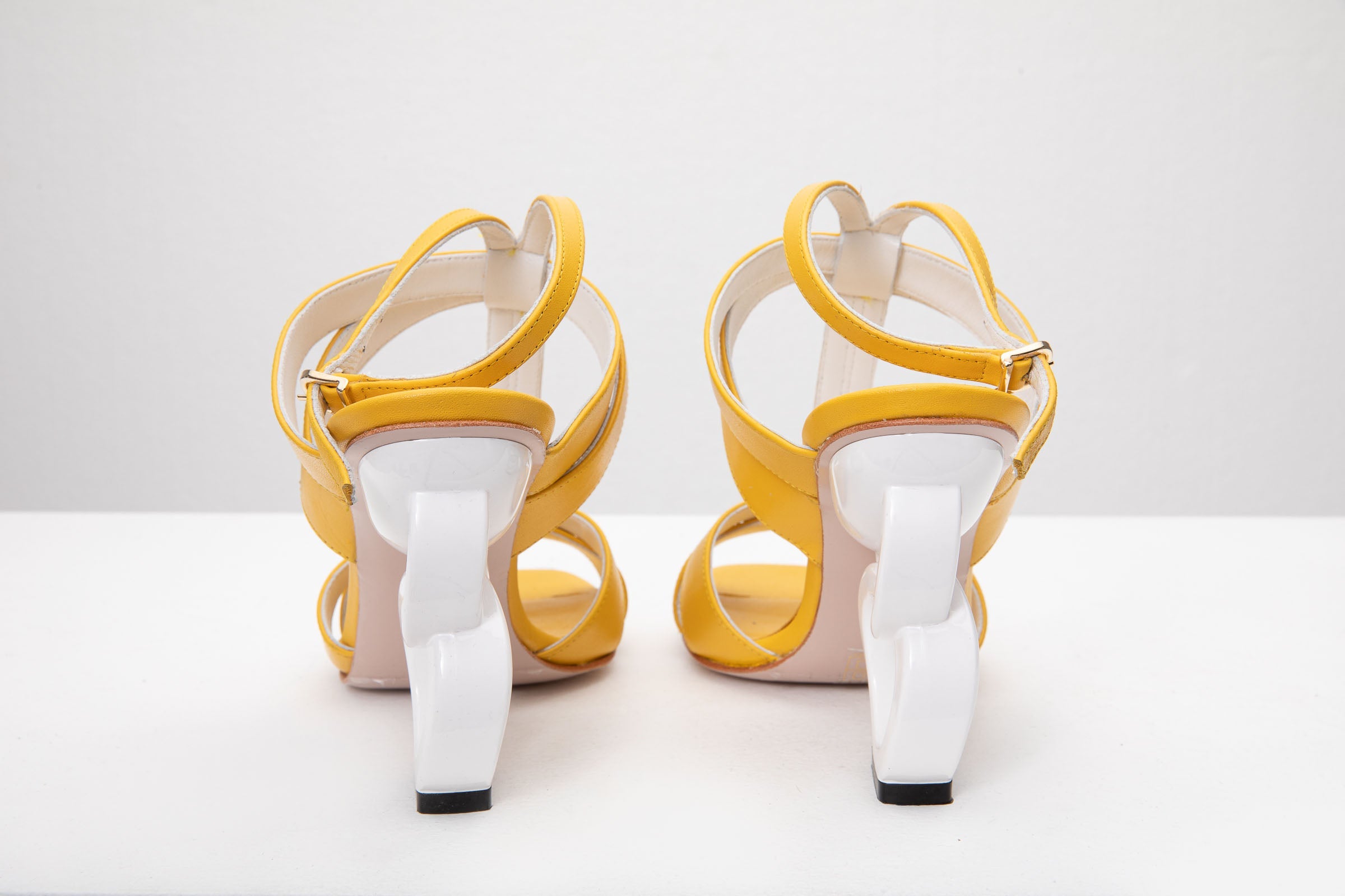 Vinci Leather Shoes The Duffryn Yellow T-Strap Leather Women Sandal