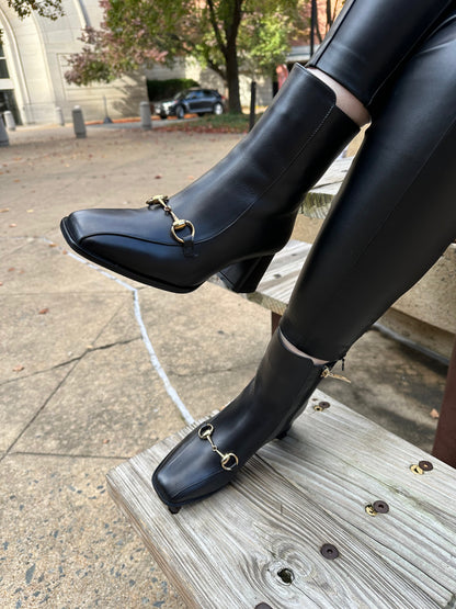 The Bukres Black Leather Block Heel Women Boot