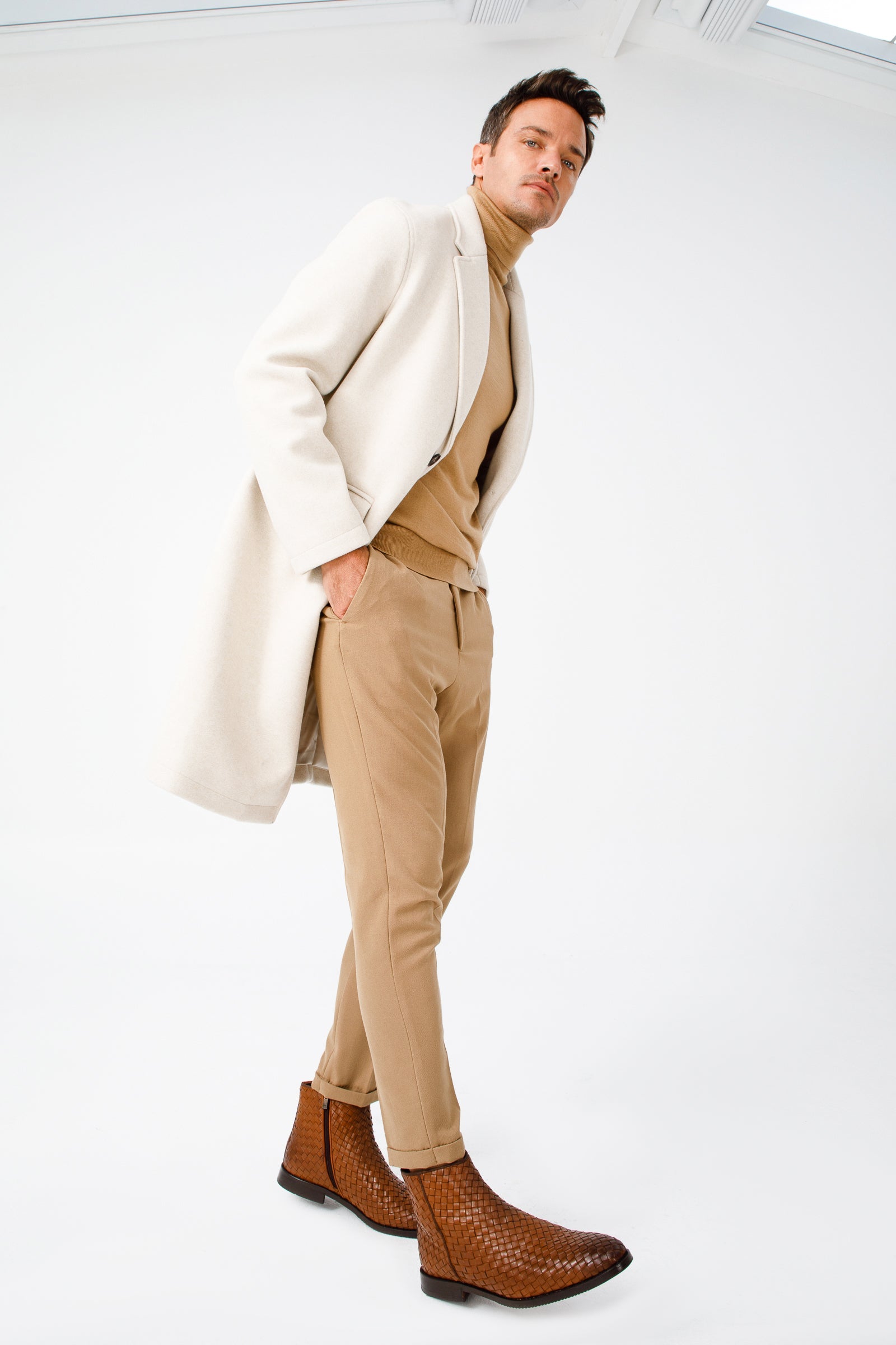 The Wellington Tan Handwoven Leather Men Boot with a Zipper