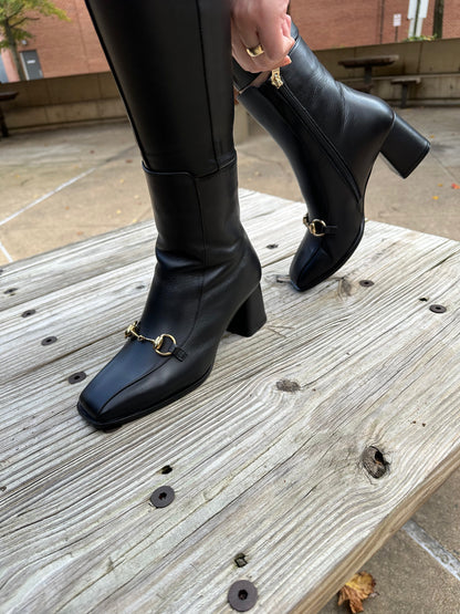 The Bukres Black Leather Block Heel Women Boot