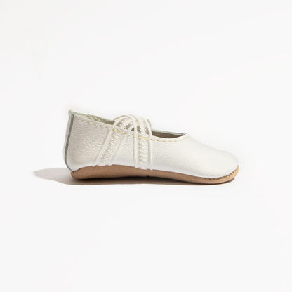 Ivory Lace Ballet Slipper Baby Shoe Ballet Slipper by Freshly Picked – Don't Panic Shoes