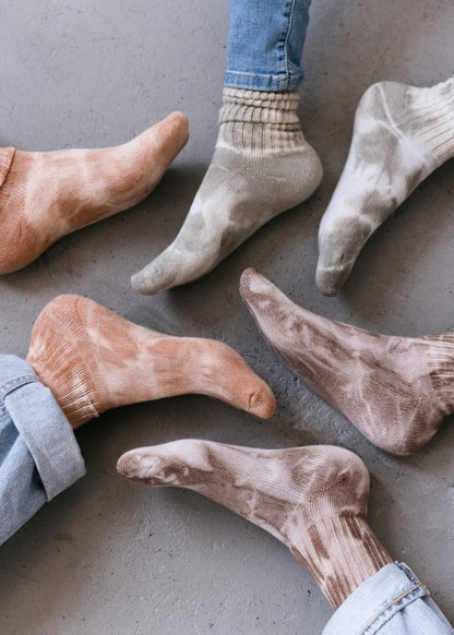 Natural - Dyed Retro Crew Socks by American Trench – Don't Panic Shoes