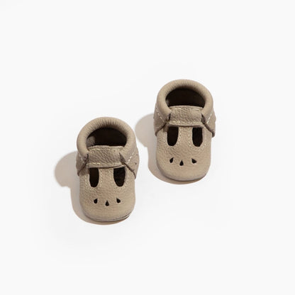 Newborn Salt Flats Mary Jane Baby Shoe Mary Jane by Freshly Picked – Don't Panic Shoes