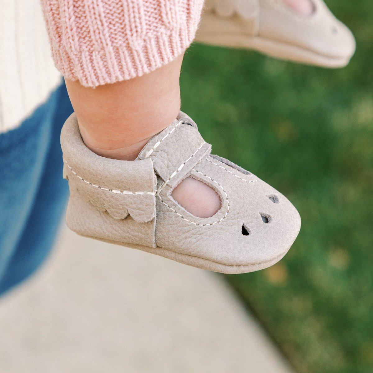 Newborn Salt Flats Mary Jane Baby Shoe Mary Jane by Freshly Picked – Don't Panic Shoes