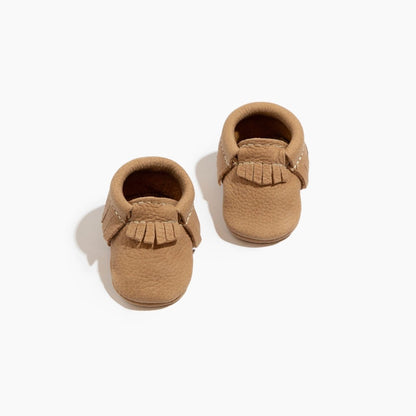 Newborn Weathered Brown Moccasin Baby Shoe Moccasin by Freshly Picked – Don't Panic Shoes