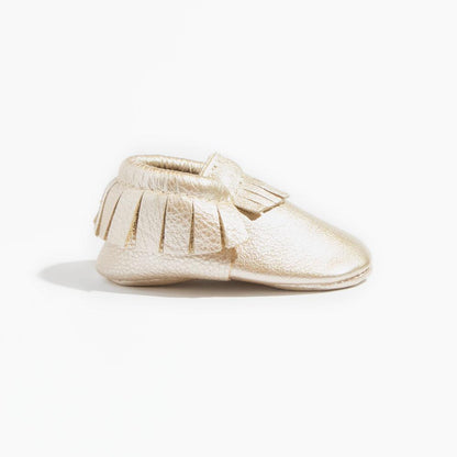Platinum Moccasin Baby Shoe Moccasin by Freshly Picked – Don't Panic Shoes