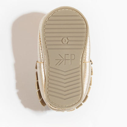 Platinum Moccasin Baby Shoe Moccasin by Freshly Picked – Don't Panic Shoes