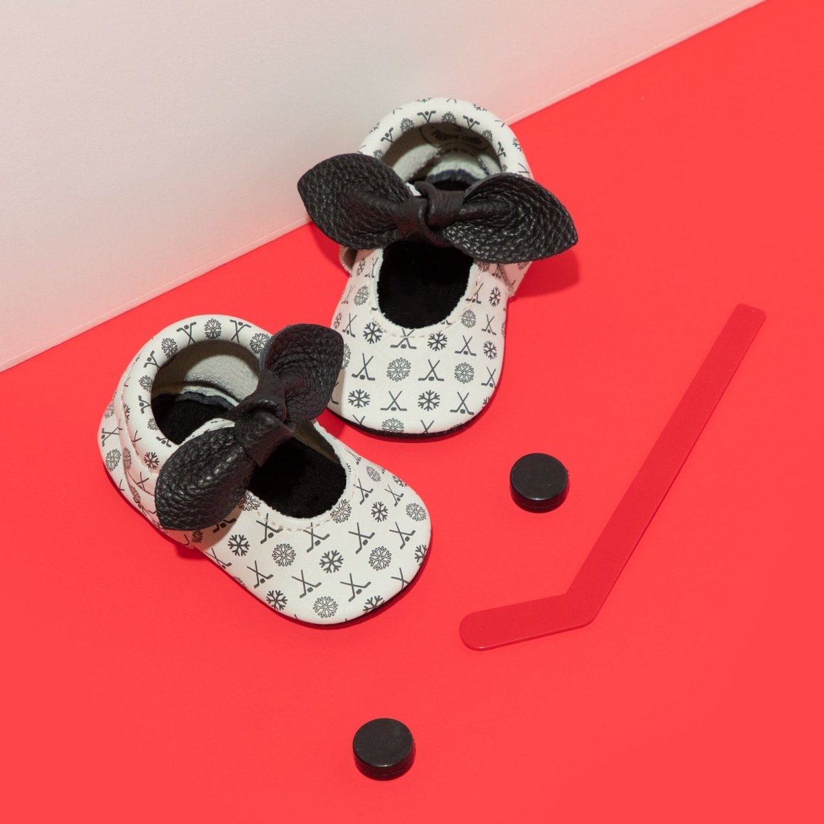 Power Play Knotted Bow Baby Shoe Knotted Bow Mocc by Freshly Picked – Don't Panic Shoes