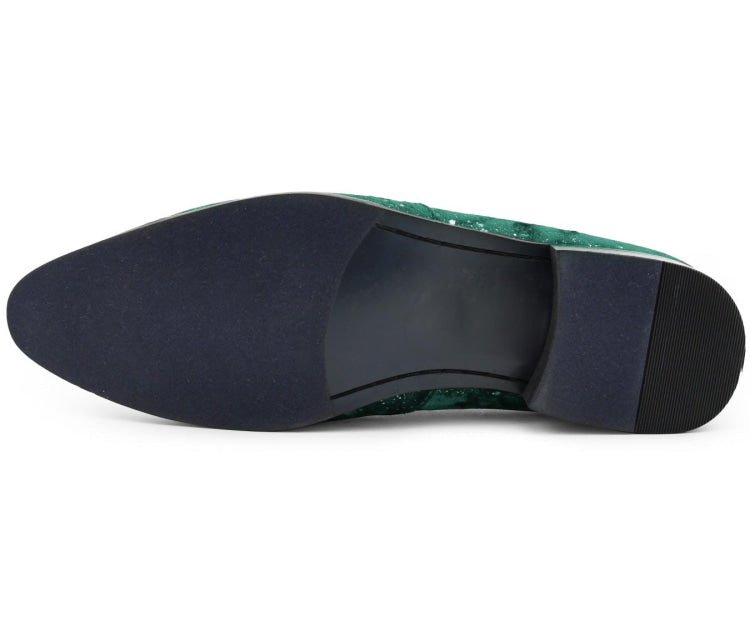  Chaz Green product designed with extra cushioning and arch support for maximum performance