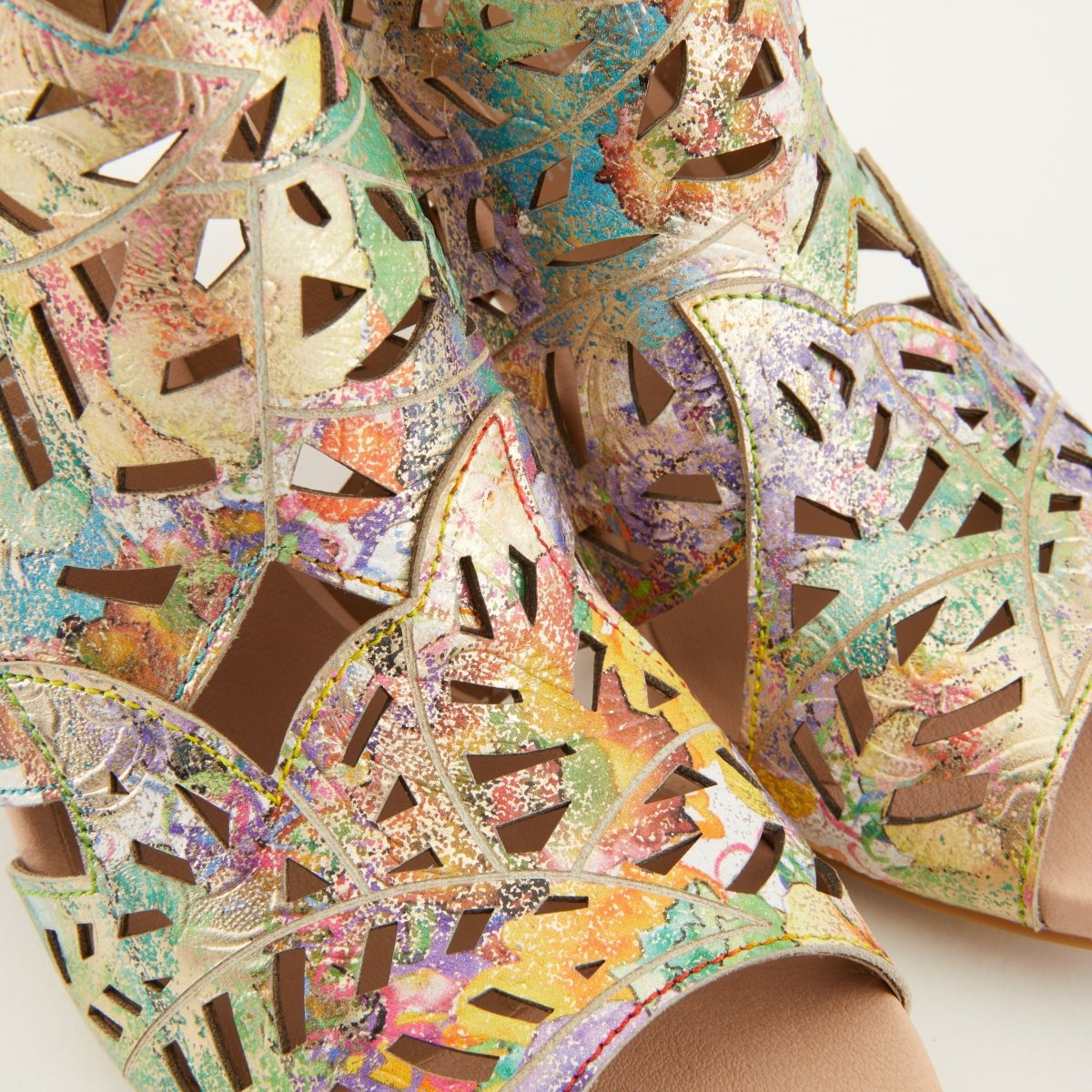 Spring Step ShoeS L'artiste Amora Sandal Women’s Hand Painted Leather Sandals by Spring Step Shoes – Don't Panic Shoes