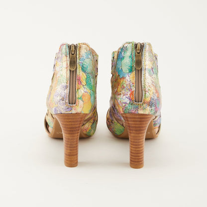 Spring Step ShoeS L'artiste Amora Sandal Women’s Hand Painted Leather Sandals by Spring Step Shoes – Don't Panic Shoes