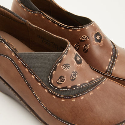 Spring Step Shoes L'artiste Burbank Women's Hand Painted Leather Clogs Slip - On Shoe by Spring Step Shoes – Don't Panic Shoes