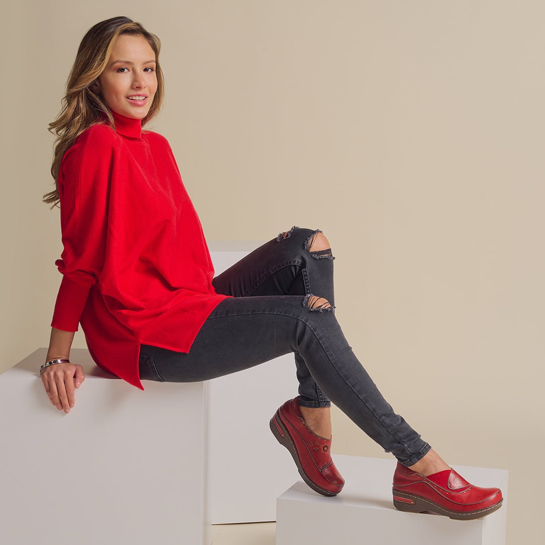 Spring Step Shoes L'artiste Burbank Women's Hand Painted Leather Clogs Slip - On Shoe by Spring Step Shoes – Don't Panic Shoes